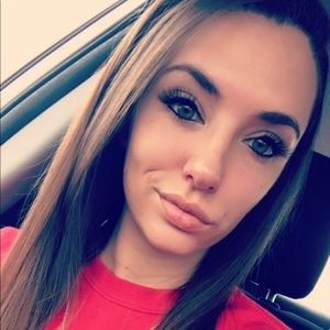 Meet your Posher, Kaitlyn